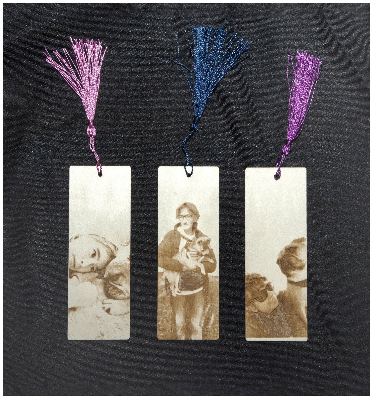 Puntos de libro de madera con retratos grabados a láser